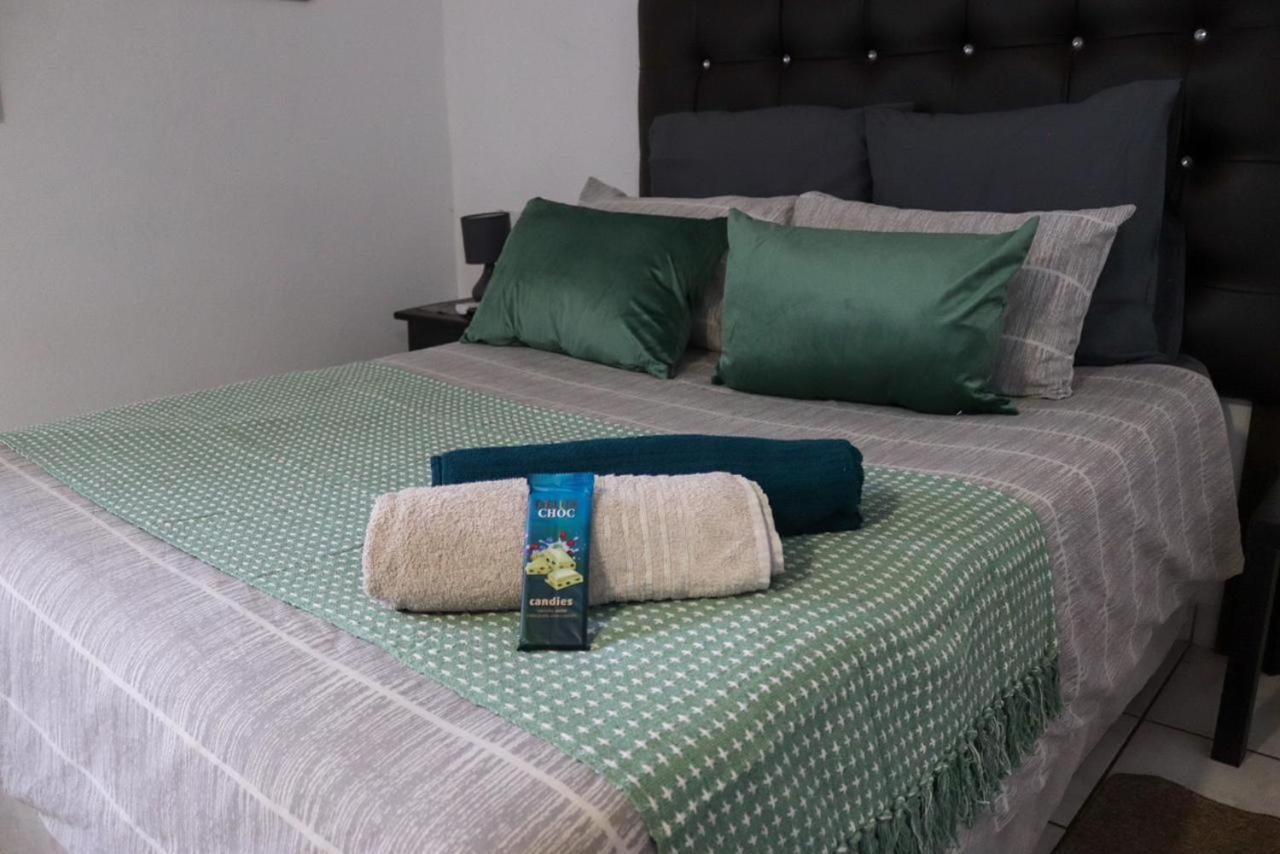 Kono Kono Guesthouse Northam Екстер'єр фото